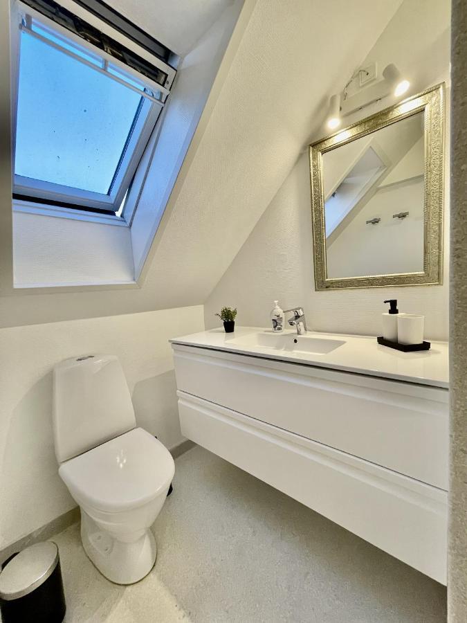 Aday - Modern 2 Bedroom Charming Central Apartment With Public Parking Ålborg Exteriör bild
